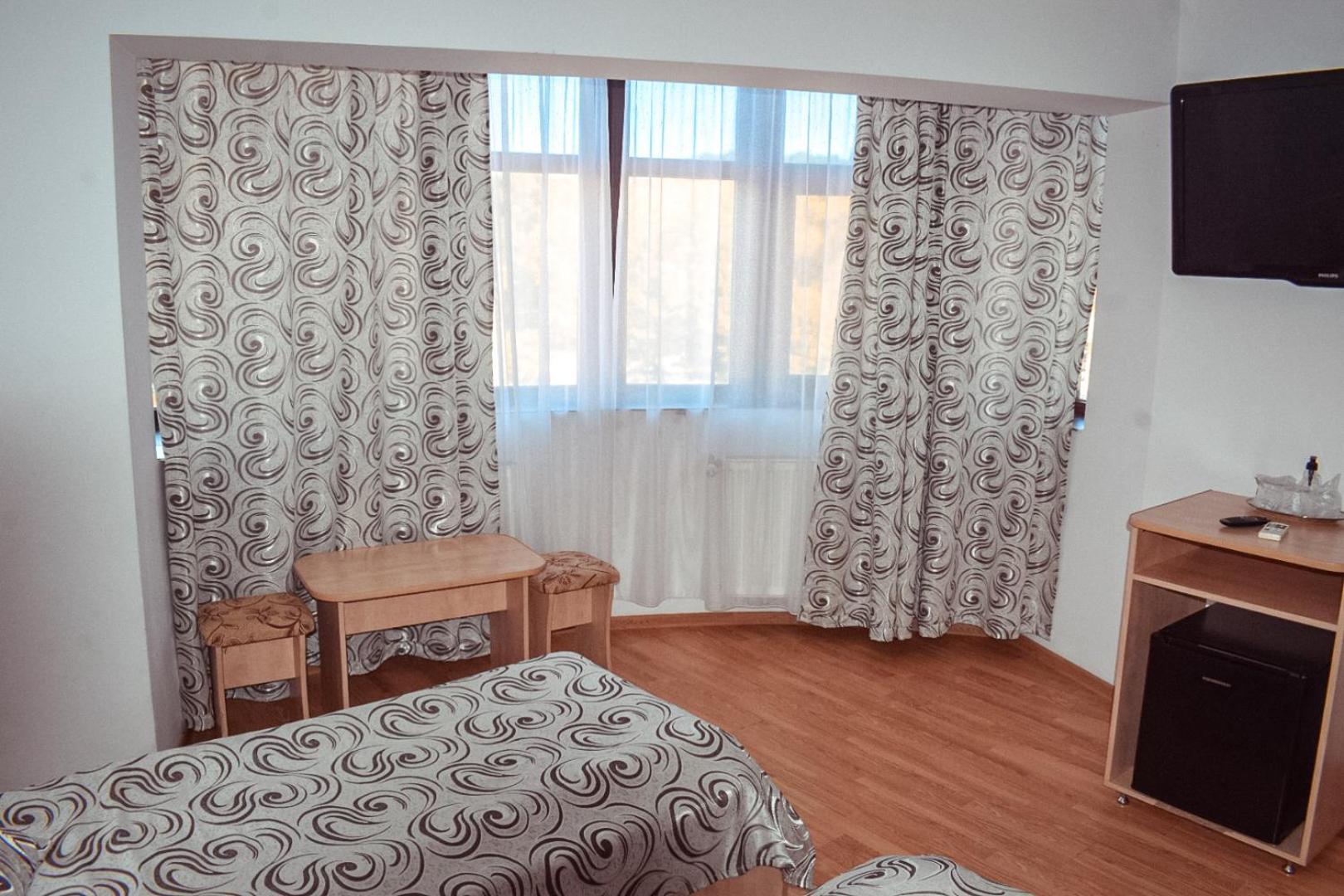 Pensiunea Belvedere Craiova Ngoại thất bức ảnh